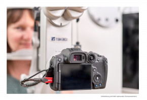 Takagi Foto-Spaltlampe 700GL mit Canon EOS R7